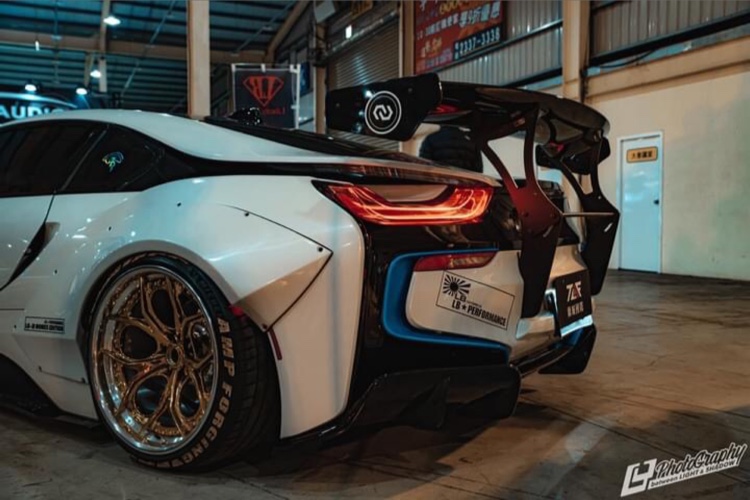 マッチさんが投稿したstance garage taiwan・STABBER・希望ヶ丘文化公園・春の交通安全週間・リバティウォークに関するカスタム事例の投稿画像9枚目