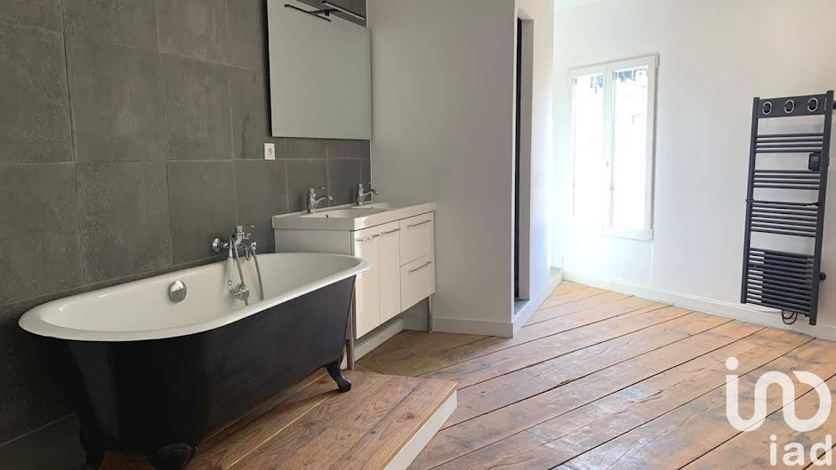 Vente maison 5 pièces 197 m² à Vauvert (30600), 345 000 €