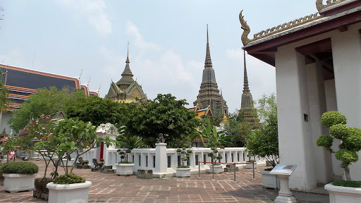 Wat Pho Temple Bangkok Thailand 2016