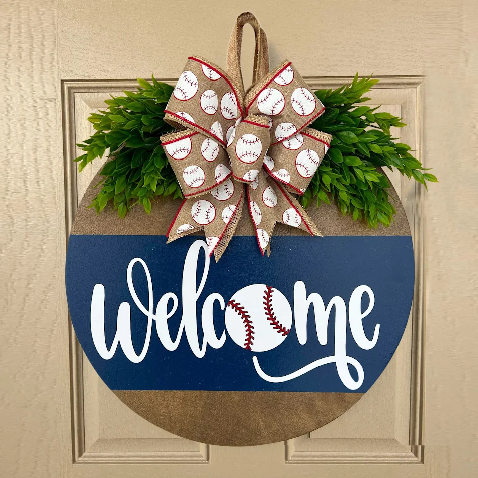 Honkbal zomer slinger voor voordeurdecoratie, een feestelijke verwelkoming voor de zomer en honkbalfans.