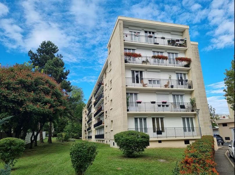 Vente appartement 3 pièces 64 m² à Rosny-sous-Bois (93110), 240 000 €