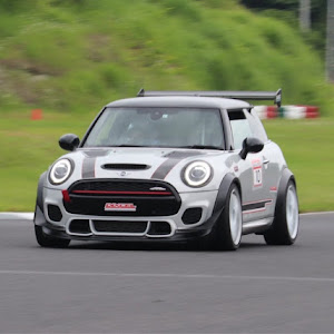 MINI ジョンクーパーワークス