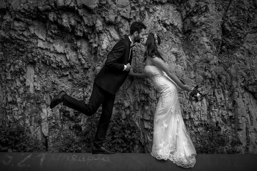 Fotografo di matrimoni Florin Belega (belega). Foto del 6 aprile 2019