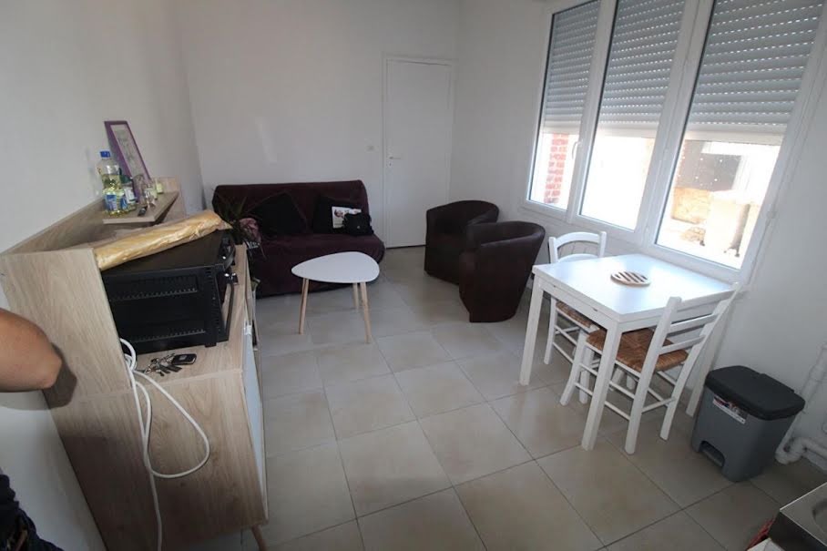 Location  appartement 1 pièce 22 m² à Moyencourt (80400), 410 €