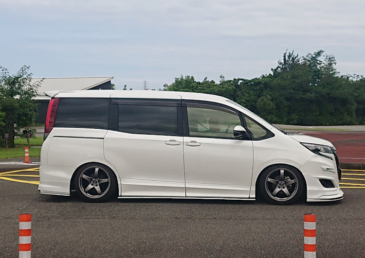 ノアの誕生日なんです・ラジコントレーラー・ベンツアクトロス・車バカ・トラック好きに関するカスタム事例の投稿画像2枚目