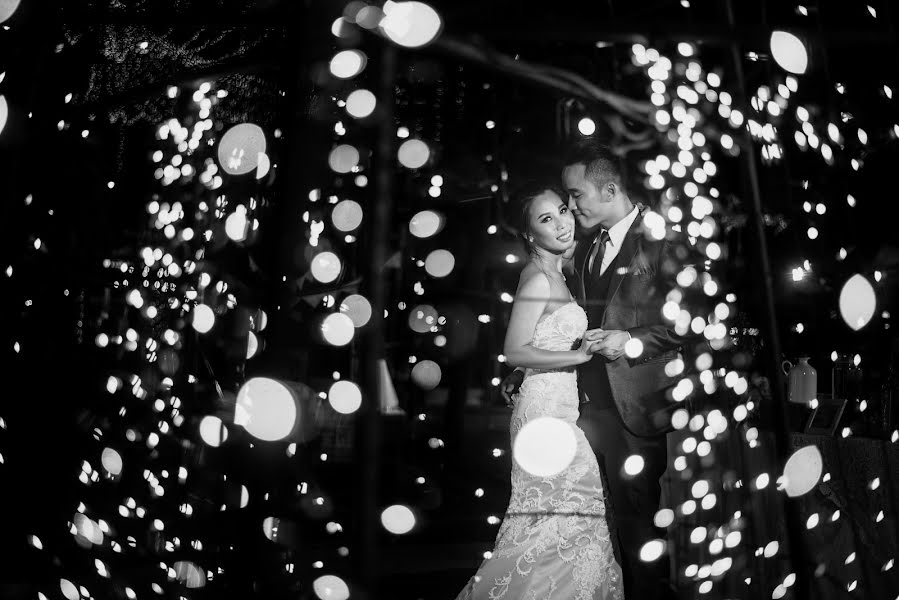 Esküvői fotós Peerajit Peanpijit (peerajitphotogr). Készítés ideje: 2016 június 25.