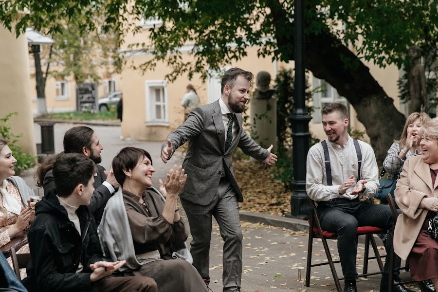 Fotografo di matrimoni Elina Larchenkova (okeyelina). Foto del 18 ottobre 2022