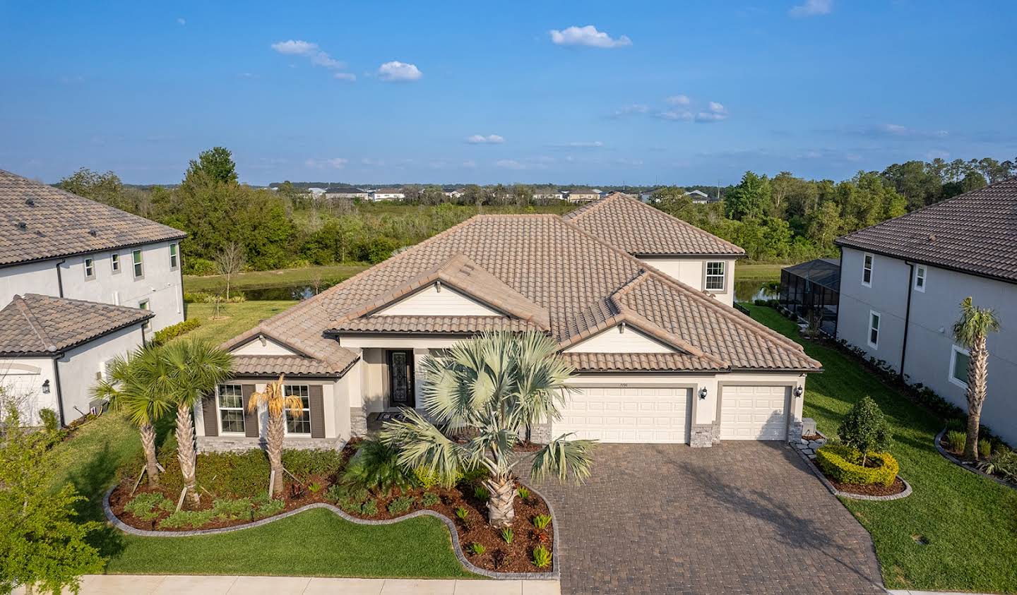 House with pool Wesley Chapel