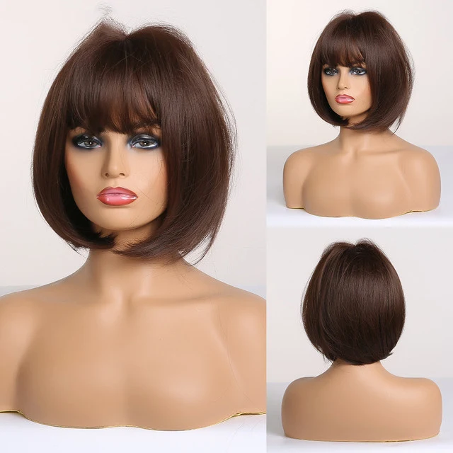 Modne Blond Pasemka Gradient i Stylowe Grzywki Osiągnij oszałamiający wygląd, który podkreśli Twoją naturalną urodę dzięki tej efektownej fryzurze