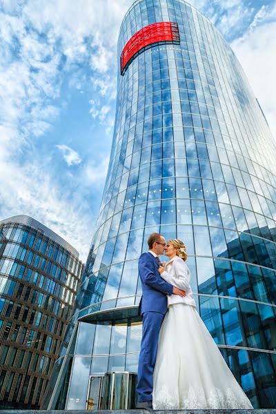 Fotografo di matrimoni Aleksandr Golubev (alexmedia). Foto del 31 gennaio 2016