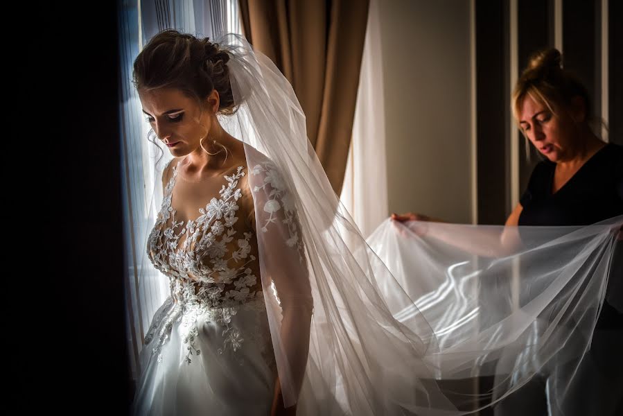 結婚式の写真家Vlad Florescu (vladf)。2019 3月15日の写真