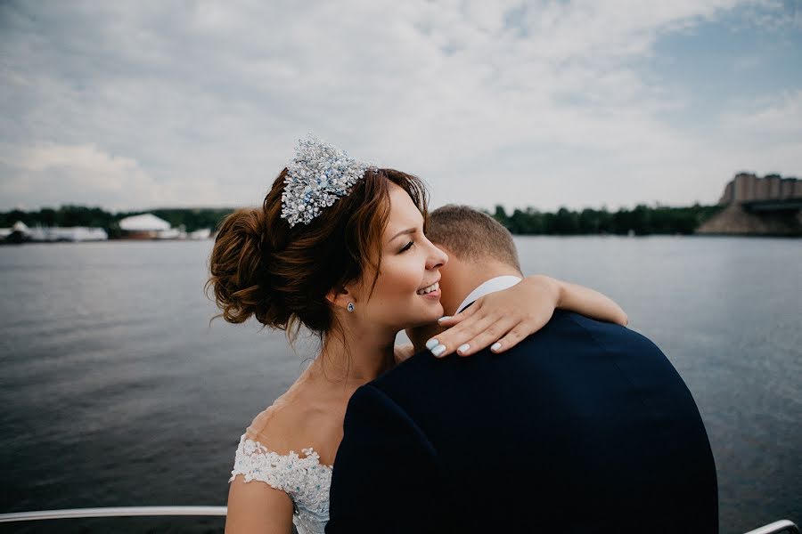 Fotografer pernikahan Evgeniy Lobanov (lobanovee). Foto tanggal 7 Oktober 2017