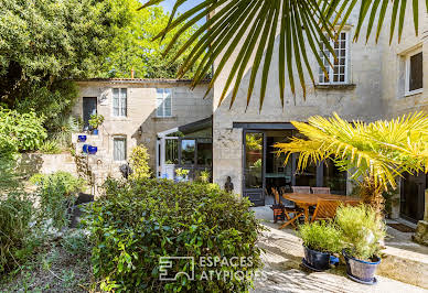 House with pool and terrace 2