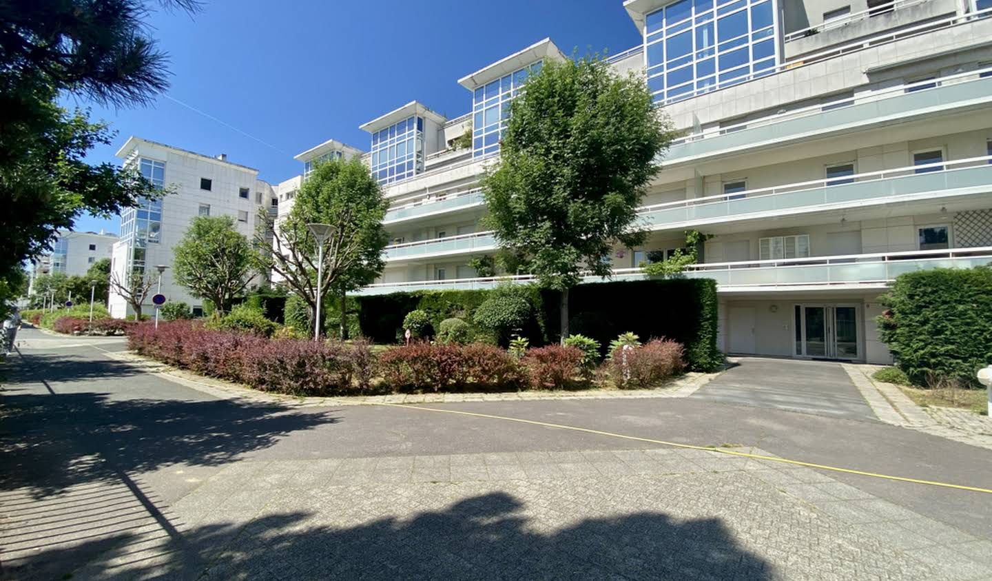 Appartement avec terrasse Suresnes