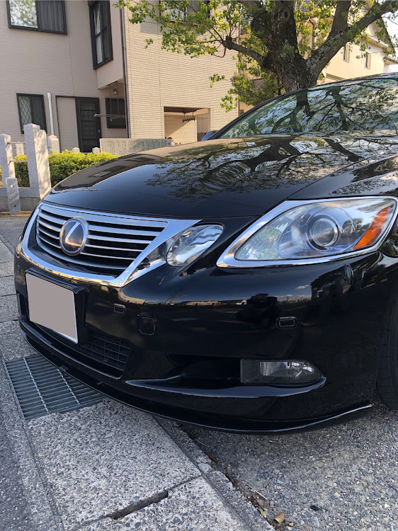 GSのgs450h・ヒミツのブツ😂・後期ハイブリッドグリルに関するカスタム事例の投稿画像4枚目