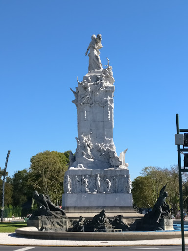 Monumento a los españoles, Pal