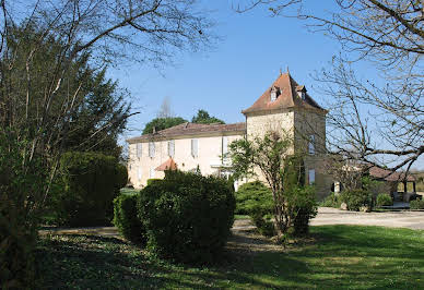 House with pool and terrace 1