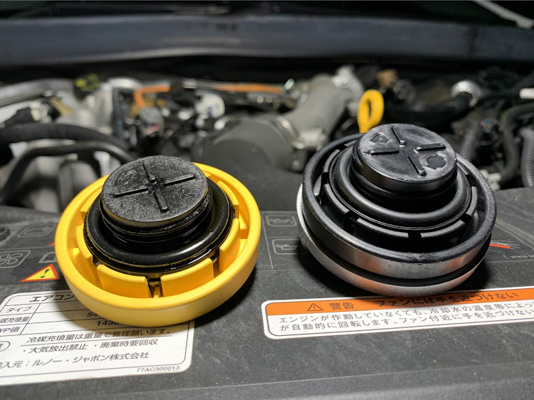 メガーヌ ハッチバックのルノー・メガーヌGTスポーツツアラー・オイルフィラーキャップ・NISMO・MR16DDTに関するカスタム事例の投稿画像3枚目
