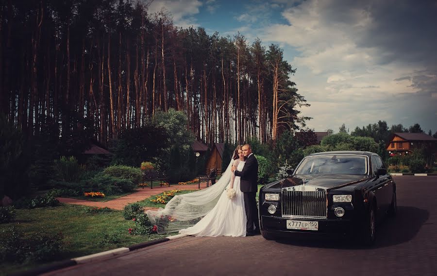 Wedding photographer Nataliya Muzheckaya (muzhetskaya). Photo of 8 November 2014