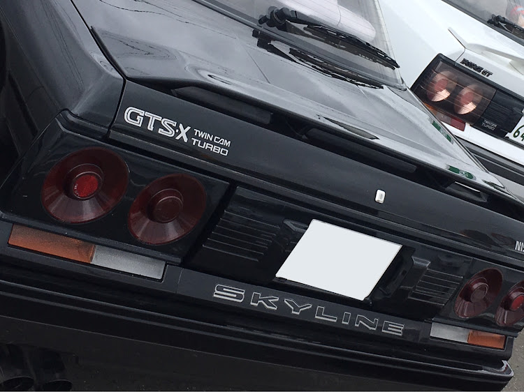 スカイラインのテールランプ交換・R31・純正流用に関するカスタム事例の投稿画像2枚目