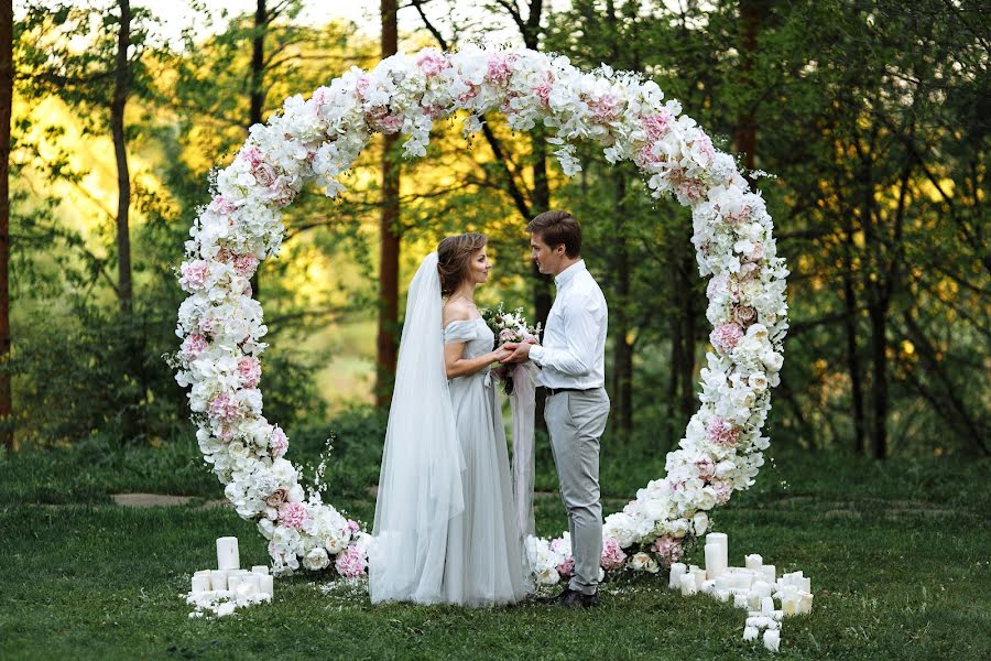 Fotografo di matrimoni Anastasiya Kuzina (anastasiakuzi). Foto del 5 agosto 2017