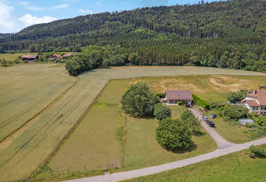 Maison avec jardin 8