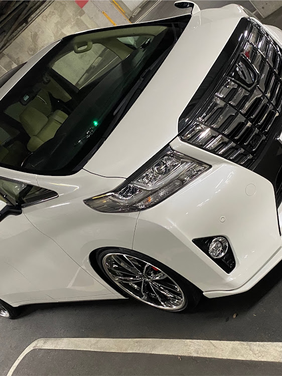 アルファードの車高調整・ホイール交換・新生アルちゃん誕生⁉️に関するカスタム事例の投稿画像7枚目