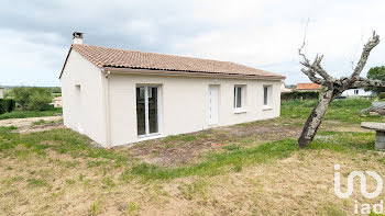 maison à Chamouillac (17)