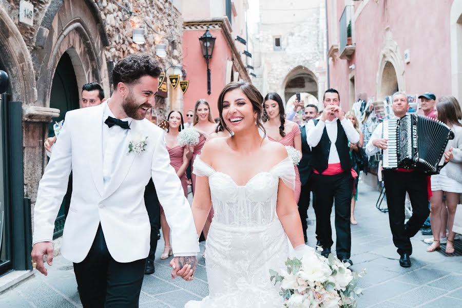 Wedding photographer Romina Costantino (costantino). Photo of 17 June 2019