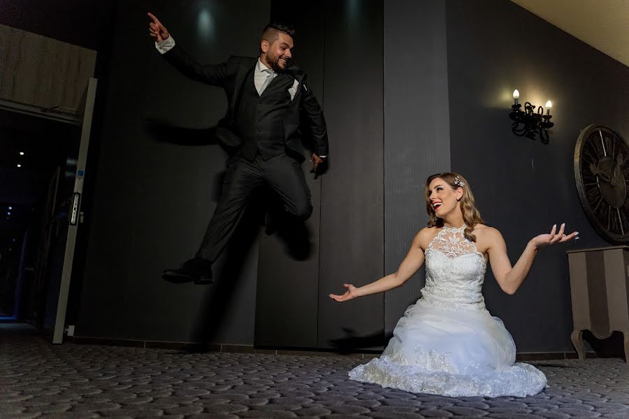 शादी का फोटोग्राफर Dimitris Poulios (dimitrispoulios)। जून 22 2020 का फोटो
