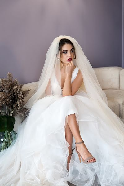 Wedding photographer Alevtina Ozolena (ozolena). Photo of 26 March 2020