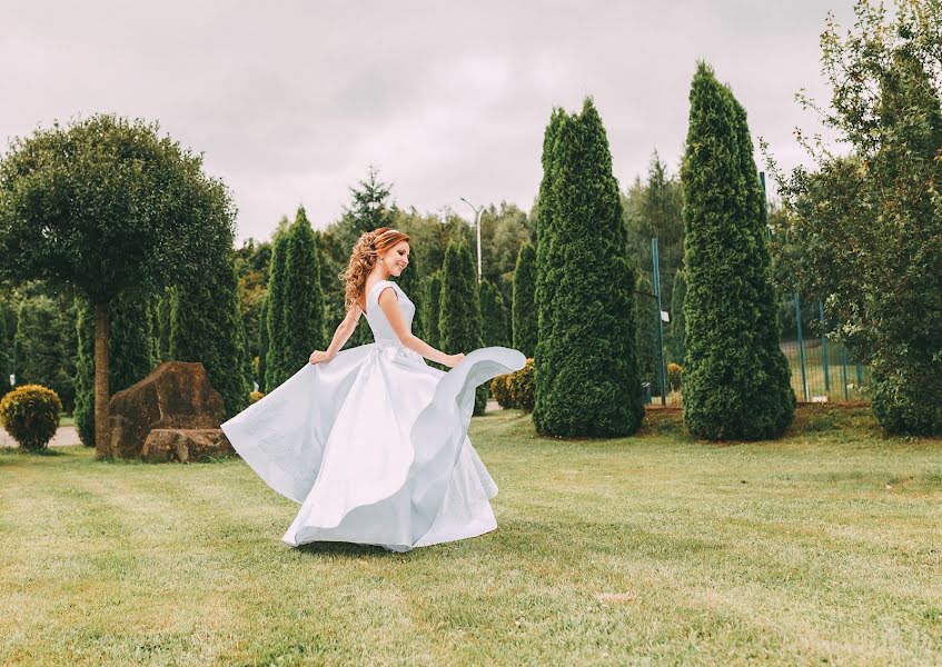 結婚式の写真家Lesya Kovalchin (lesyakovalchyn)。2019 1月26日の写真