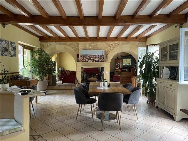 Vente maison 10 pièces 160 m² à Sarlat-la-caneda (24200), 649 000 €