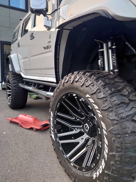 H2のhummerNYさんが投稿したカスタム事例の投稿画像1枚目