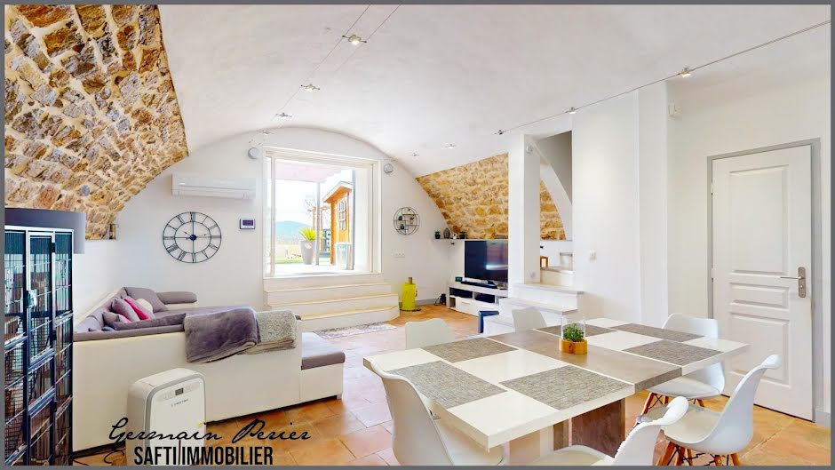 Vente appartement 4 pièces 110 m² à Carnoules (83660), 299 000 €