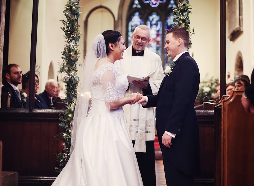 Jurufoto perkahwinan Anna Hmelnitkaia (annahm). Foto pada 13 Februari 2019
