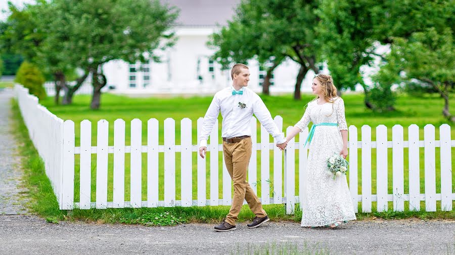 Fotógrafo de casamento Tatyana Sirenko (tatianasirenko). Foto de 12 de outubro 2016