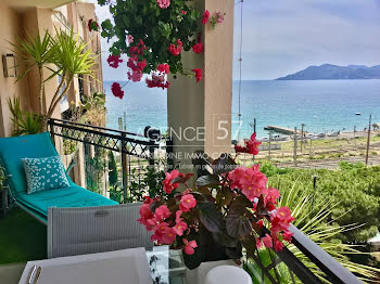 appartement à Cannes la bocca (06)