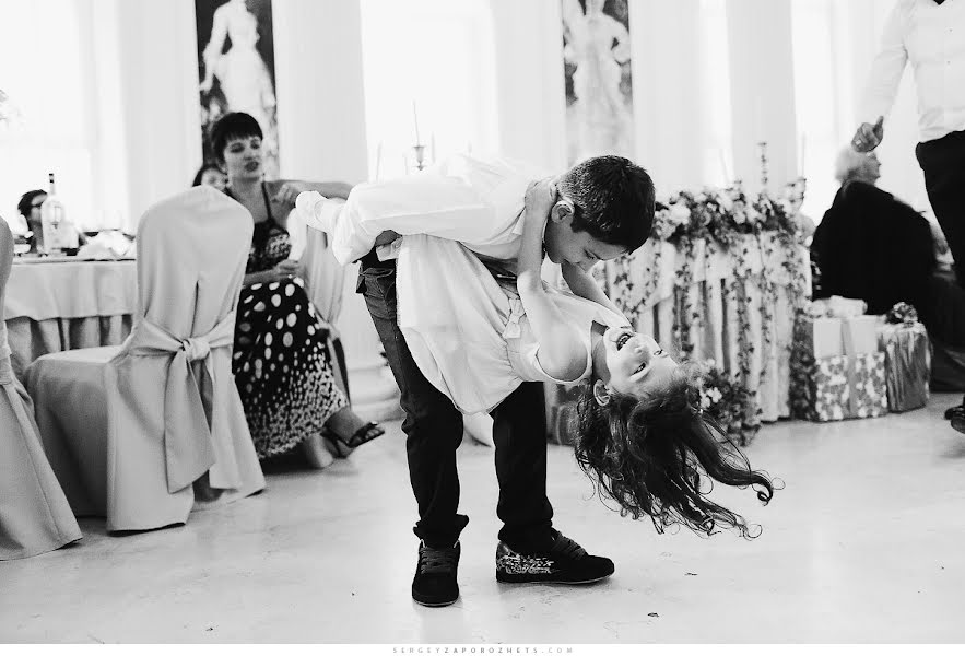 Fotógrafo de casamento Sergey Zaporozhec (zaporozhets). Foto de 14 de setembro 2014