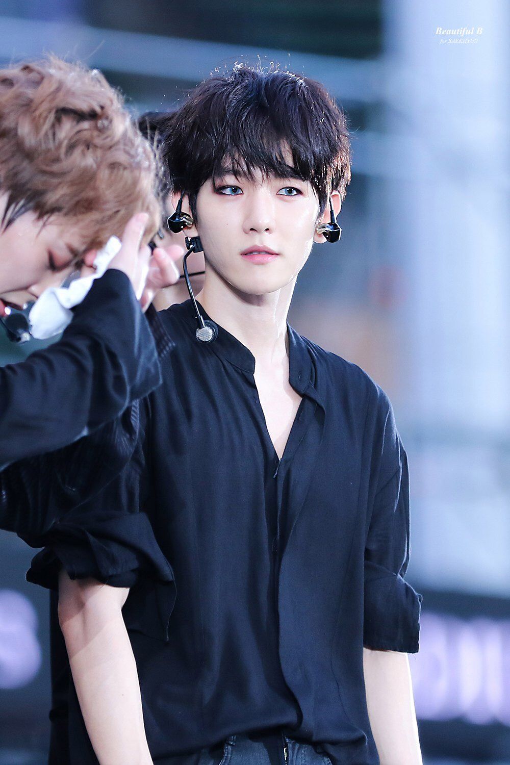 baekhyun dark hair