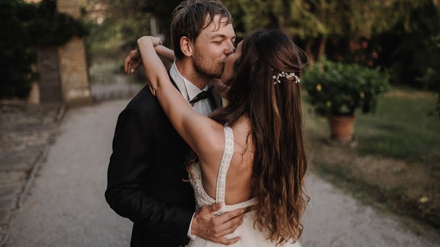 Fotografo di matrimoni Tommaso Regni (tommasoregni). Foto del 14 agosto 2020