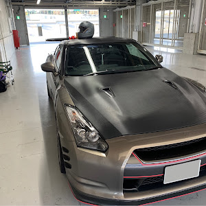 NISSAN GT-R R35