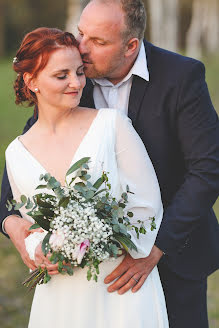 結婚式の写真家Michala Lakatošová (lakatosova)。2021 5月1日の写真