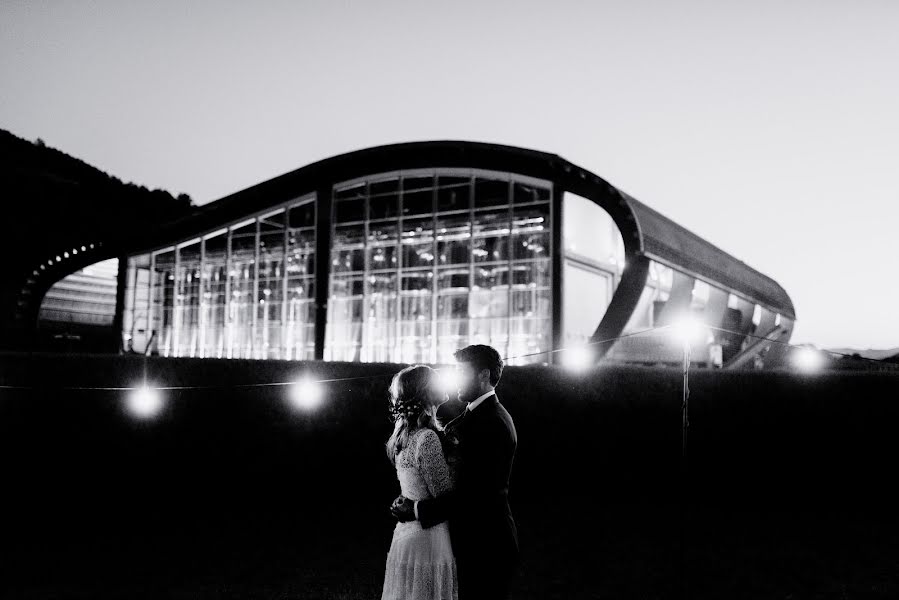 Fotografo di matrimoni Tommaso Guermandi (contrastifoto). Foto del 26 marzo 2019