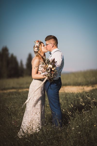 Fotografo di matrimoni Adrian Placek (adrianplacek). Foto del 12 luglio 2019