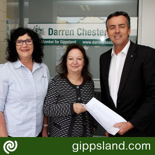 ASIC workers Louise Quigley and Vivienne Grimes met with Darren Chester to present a letter on behalf of workers regarding the future of business registry and jobs in Traralgon