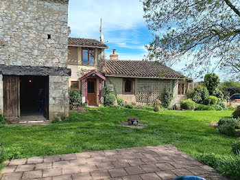 maison à Beaumont-de-Lomagne (82)