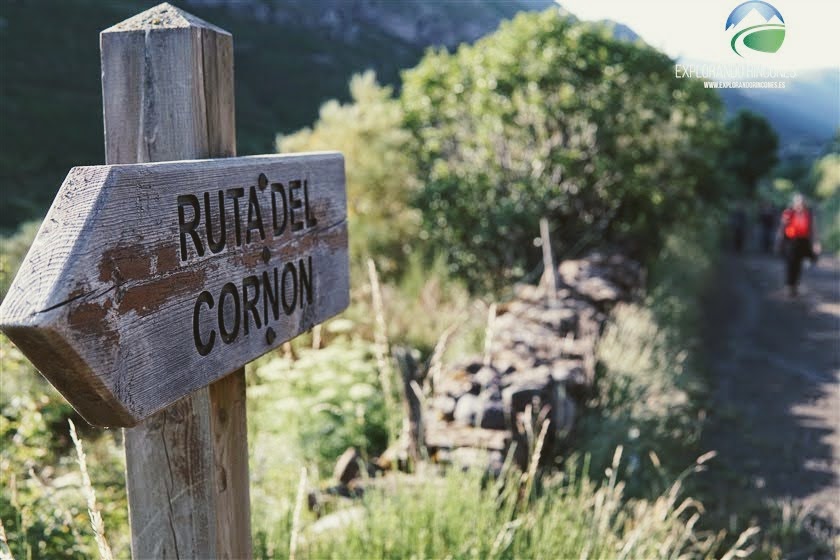 Pico Cornón desde Lumajo: Un Pico Majestuoso en León