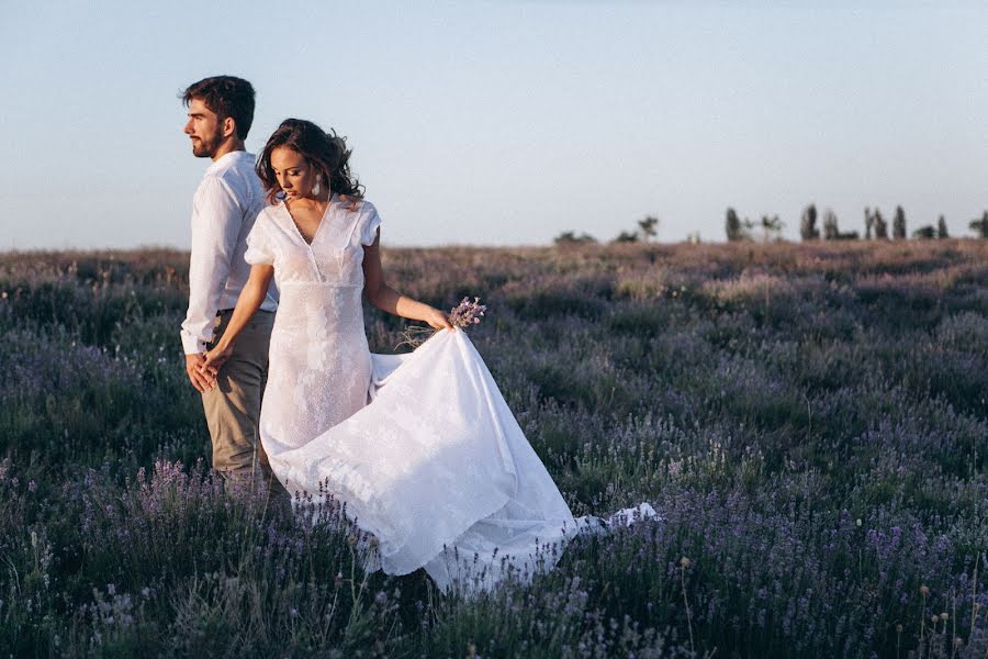 Wedding photographer Aleksandr Berezhnov (berezhnov). Photo of 12 February 2017