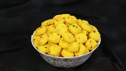 Pineapple Biscuit